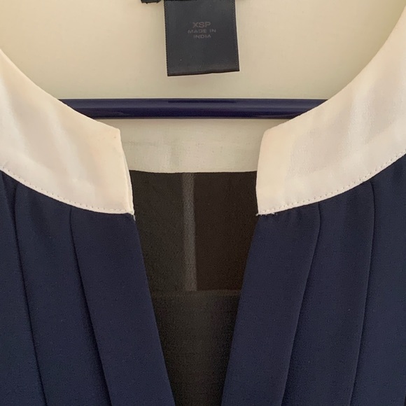 Banana Republic & Ann Taylor Tops Bundle - Picture 7 of 10